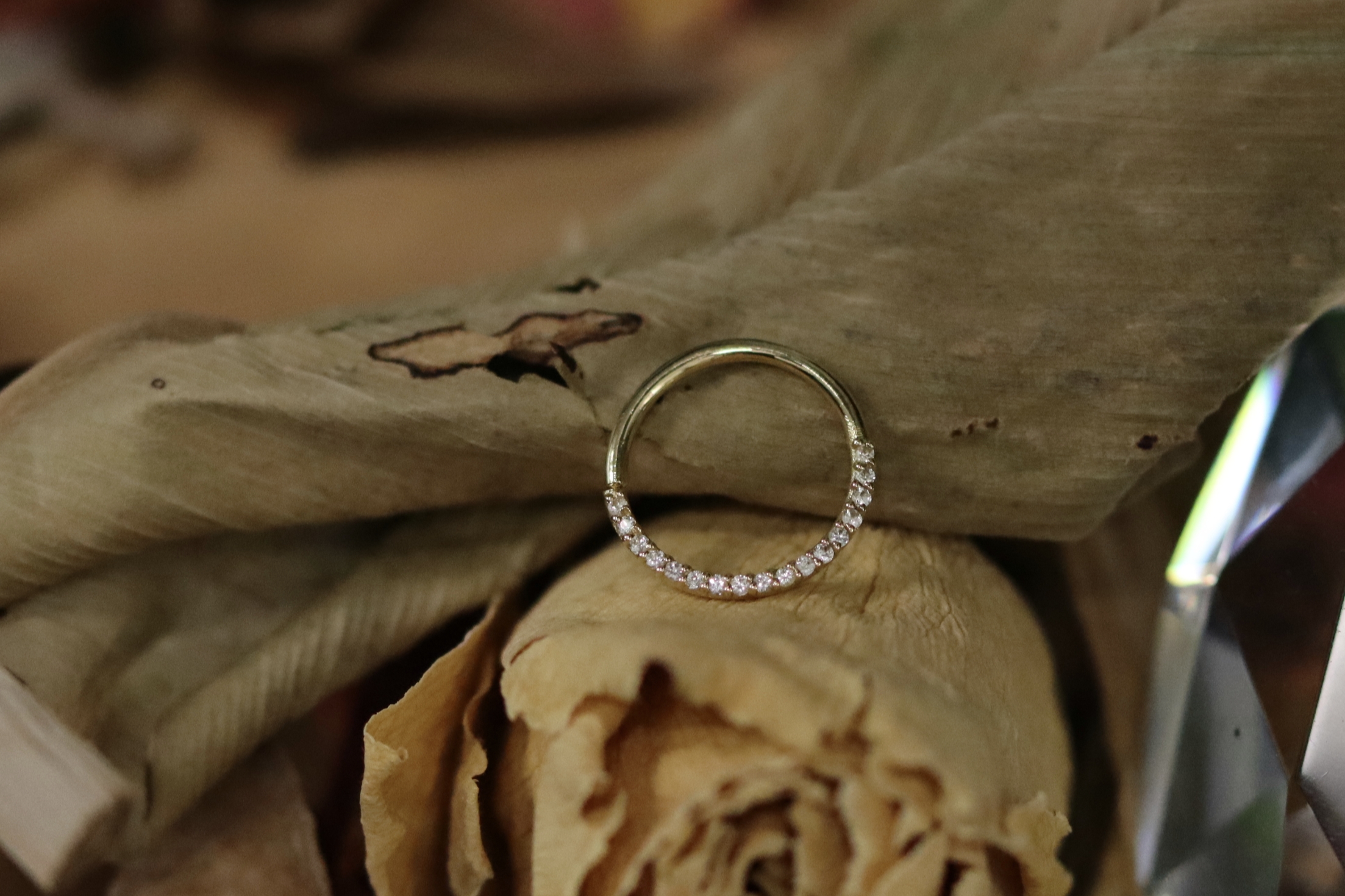 Suspirira with Moissanite